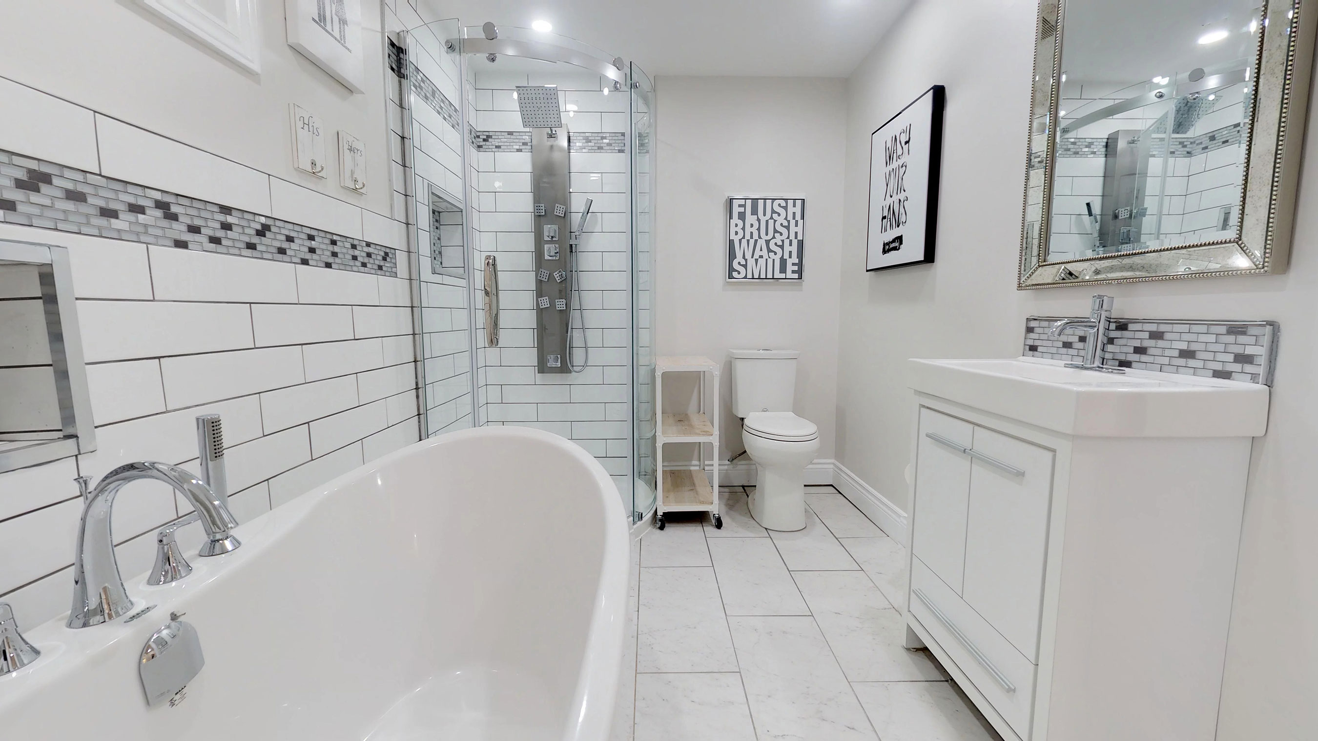 Bath Room (Matterport Pro 2)